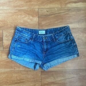 Aeropostal womens Demin short sz 7/8